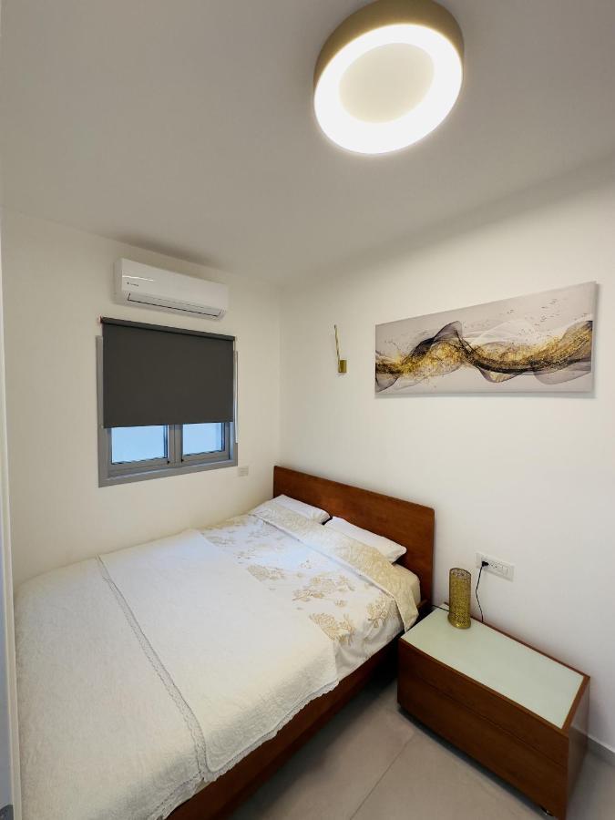 Amazing 2Rooms Apt In Bat Yam - Step By The Beach Kültér fotó